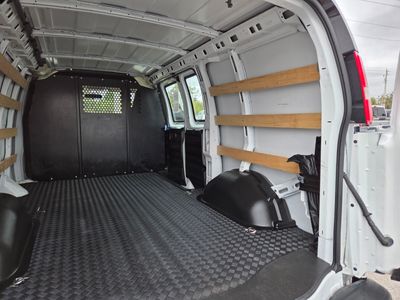 2024 GMC Savana 2500 - Photo 15