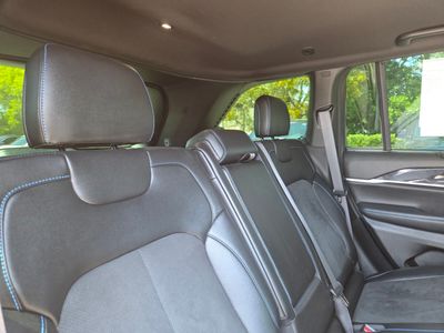 2022 Jeep Grand Cherokee - Photo 14