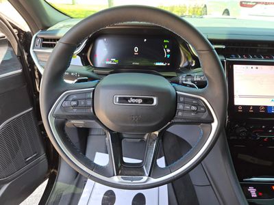 2022 Jeep Grand Cherokee - Photo 26