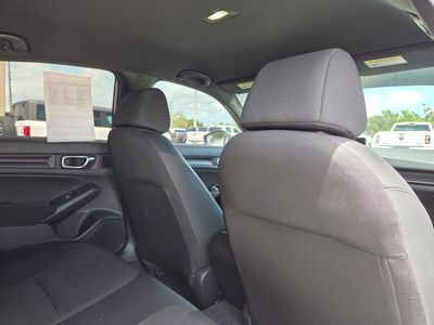 2025 Honda Civic - Photo 12