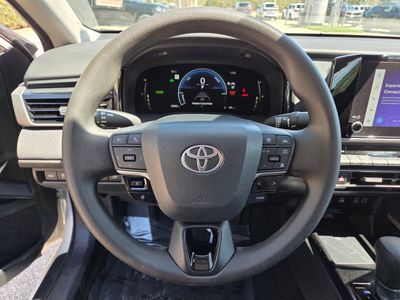 2025 Toyota Camry - Photo 25