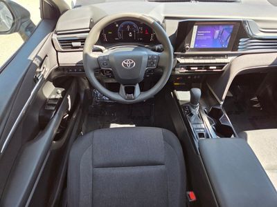 2025 Toyota Camry - Photo 19