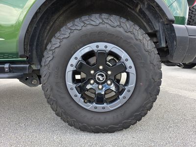 2022 Ford Bronco - Photo 16