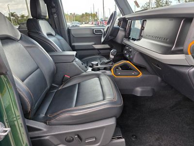 2022 Ford Bronco - Photo 10