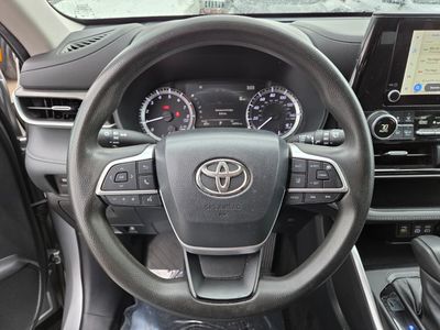2023 Toyota Highlander - Photo 28