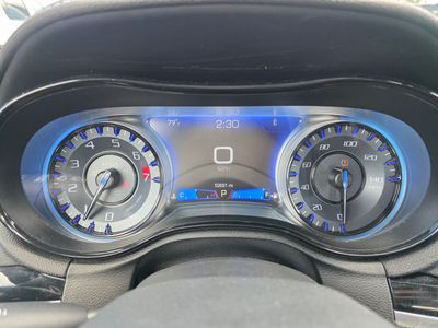 2023 Chrysler 300 - Photo 29