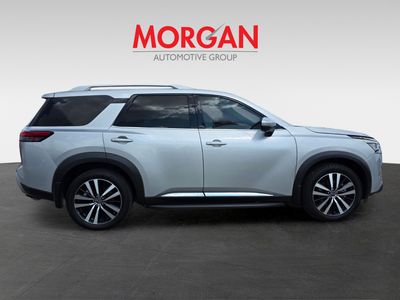 2024 Nissan Pathfinder - Photo 2