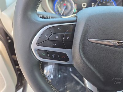 2023 Chrysler Pacifica - Photo 29