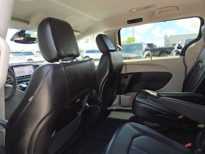 2023 Chrysler Pacifica - Photo 21