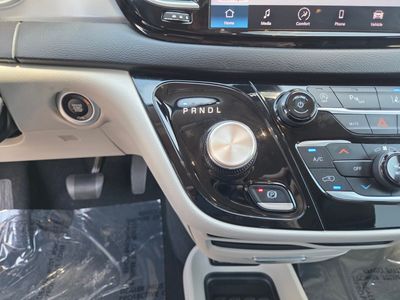 2023 Chrysler Pacifica - Photo 27