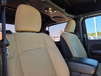 2019 Jeep Wrangler - Photo 11