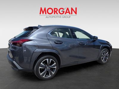 2023 Lexus UX - Photo 3