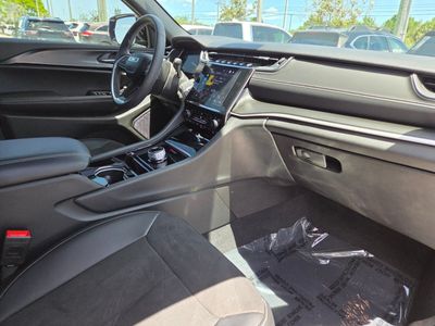 2023 Jeep Grand Cherokee - Photo 9