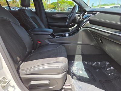 2023 Jeep Grand Cherokee - Photo 10