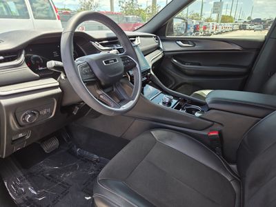 2023 Jeep Grand Cherokee - Photo 23