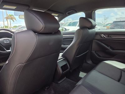 2022 Honda Accord Hybrid - Photo 18