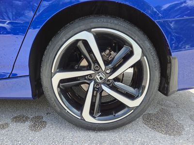 2022 Honda Accord Hybrid - Photo 15