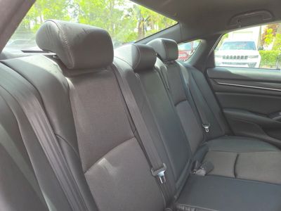 2022 Honda Accord Hybrid - Photo 14