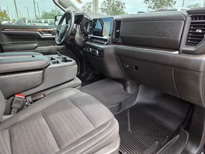 2024 Chevrolet Silverado 1500 - Photo 9