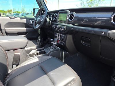 2021 Jeep Wrangler - Photo 9