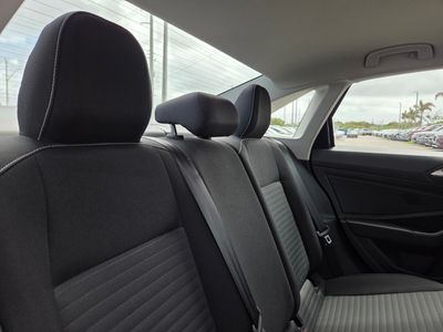 2024 Volkswagen Jetta - Photo 14