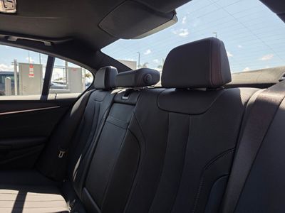 2023 BMW 5 Series - Photo 16
