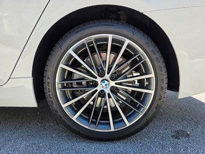 2023 BMW 5 Series - Photo 15