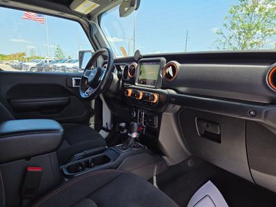 2023 Jeep Gladiator - Photo 9