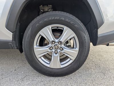 2022 Toyota RAV4 - Photo 16
