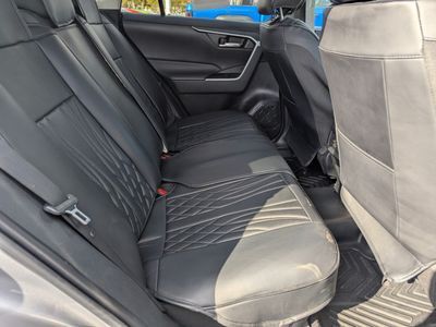 2022 Toyota RAV4 - Photo 13