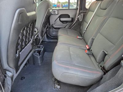 2022 Jeep Wrangler - Photo 18