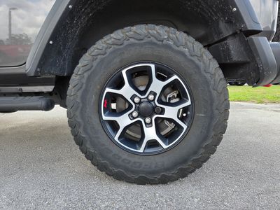2022 Jeep Wrangler - Photo 16