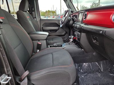 2022 Jeep Wrangler - Photo 10
