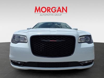 2023 Chrysler 300 - Photo 8
