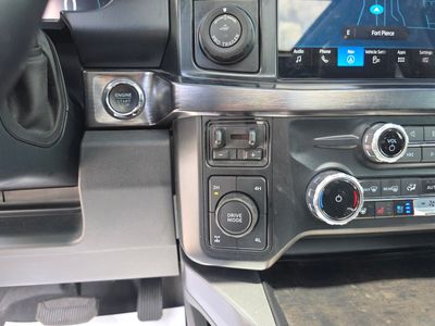 2023 Ford F-350SD - Photo 25