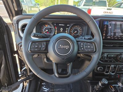 2024 Jeep Wrangler - Photo 26