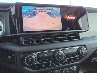 2024 Jeep Wrangler - Photo 30
