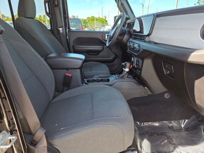 2024 Jeep Wrangler - Photo 10