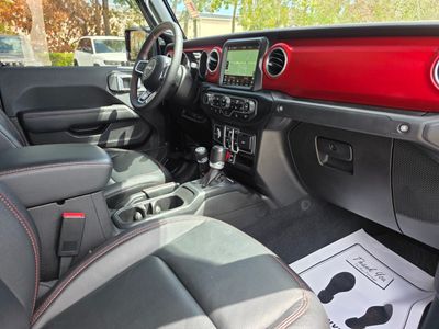 2023 Jeep Gladiator - Photo 9