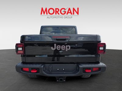 2023 Jeep Gladiator - Photo 4