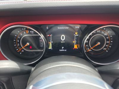 2023 Jeep Gladiator - Photo 28