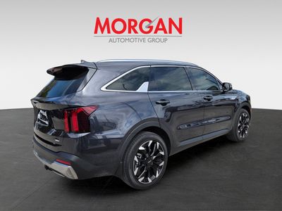 2025 Kia Sorento - Photo 3
