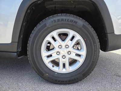 2024 Jeep Grand Cherokee - Photo 16