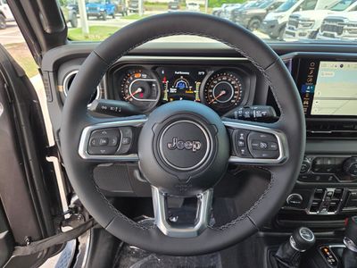2026 Jeep Wrangler - Photo 16