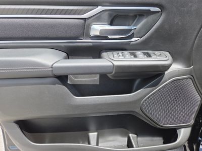 2026 Ram 1500 — photo 14 view