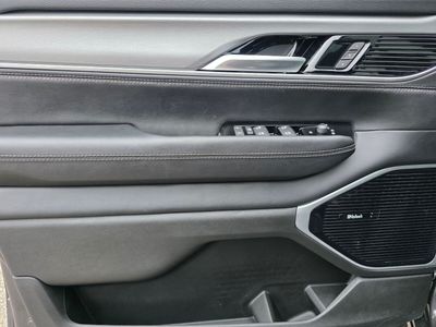 2026 Jeep Grand Wagoneer - Photo 16