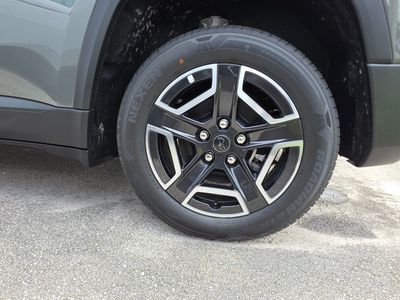 2026 Jeep Cherokee - Photo 6