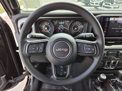 2026 Jeep Wrangler - Photo 17