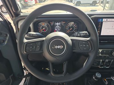 2026 Jeep Wrangler - Photo 16
