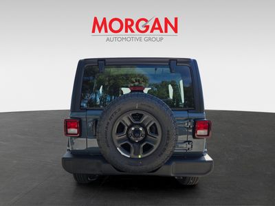 2026 Jeep Wrangler - Photo 5